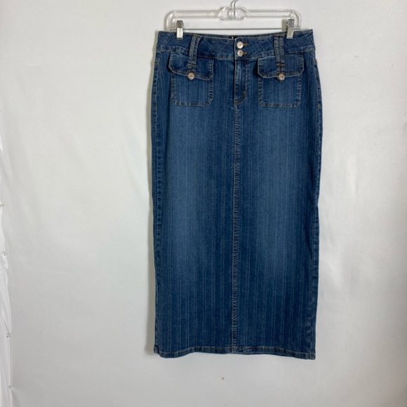 Yami skirt - Picture 2 of 5